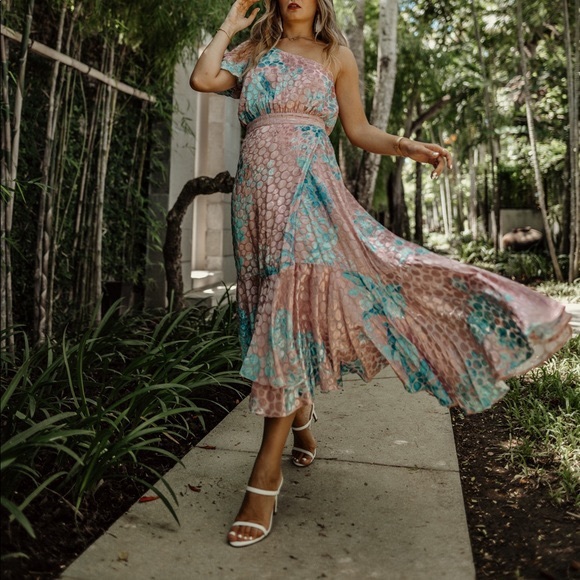 hermant & nandita Dresses & Skirts - Hermant & Nandita Size Medium Dress